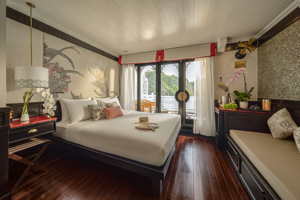 APT Guided Tours & River Cruises Au Co Long Quan Suite 2 ©mailan.jpg